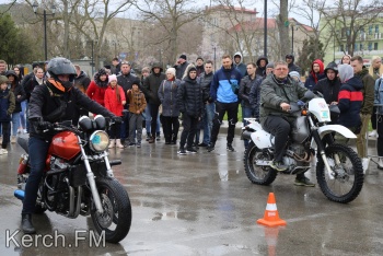 Антигонки на мотоциклах вновь прошли в Керчи
