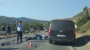 В ДТП в Крыму пострадал мотоциклист, начата проверка