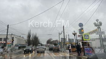 На автовокзале в Керчи сломался светофор